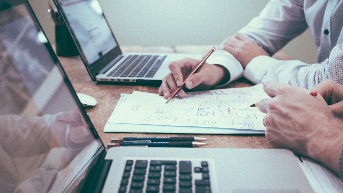 B2B Content Marketing Beispiele, die wirklich funktioniert haben (2026)